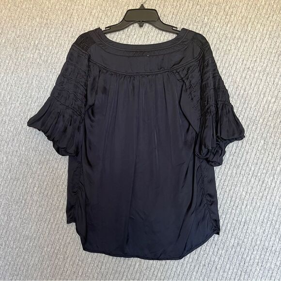Sundance XS Black Pintuck Short Sleeve Minimal Basic Blouse Top Boho Luxury - Picture 9 of 11